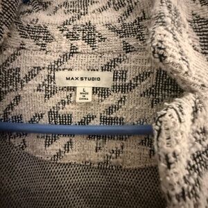 Max Studio Men's Cardigan in Black and White